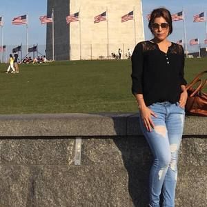 Meet your Posher, De guzmán